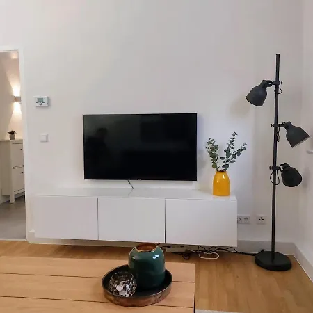 Helle, Moderne Wohnung, 2 Schlafzimmer, Naehe Duesseldorf, W-lan Apartmán