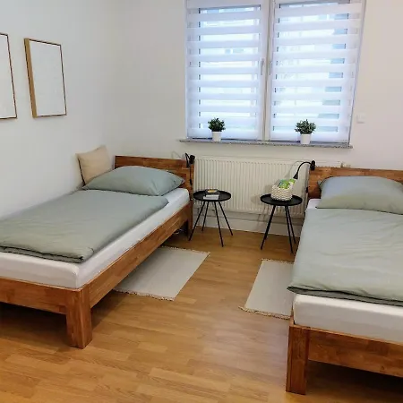 Helle, Moderne Wohnung, 2 Schlafzimmer, Naehe Duesseldorf, W-lan Apartmán *